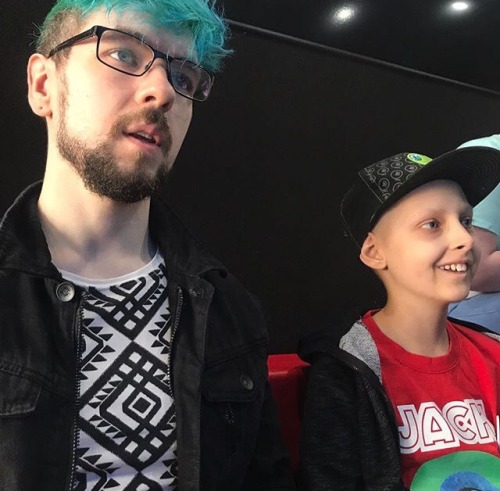 therealjacksepticeye: adorableyoutubers: Ok these were to cute not to post Via ericoreoshu Instagram