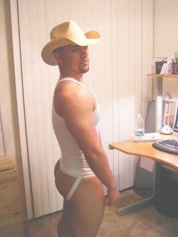 manrumpsxxx:  manrumpsxxx:  What’s up?  Follow Me For The Sexiest Rumps On Tumblr