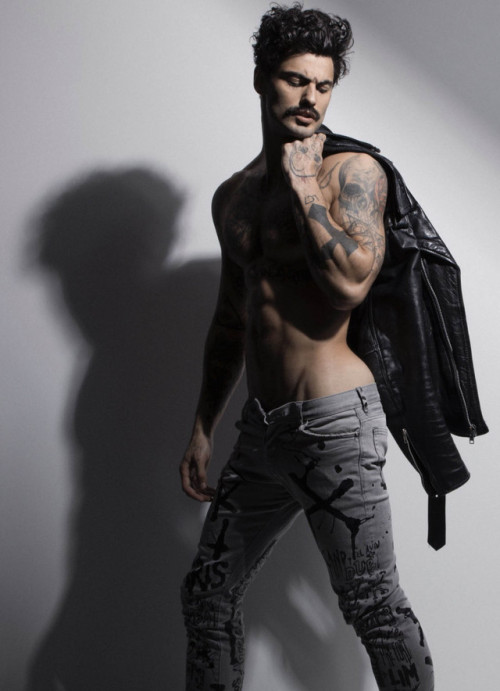 mzaj:Luis Coppini