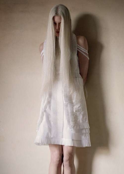 lavandula:  kristen mcmenamy by tim walker for love
