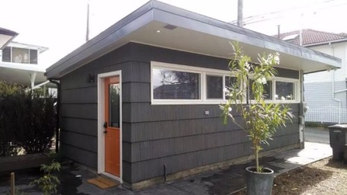 dreamhousetogo:Garage converted into tiny house by Ches Lam