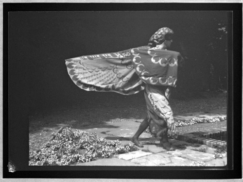 gegensmith:Michio Ito as The Hawk in Yeats’ At the Hawk’s Well (1916)