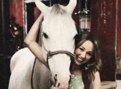 Lovatics & Smilers