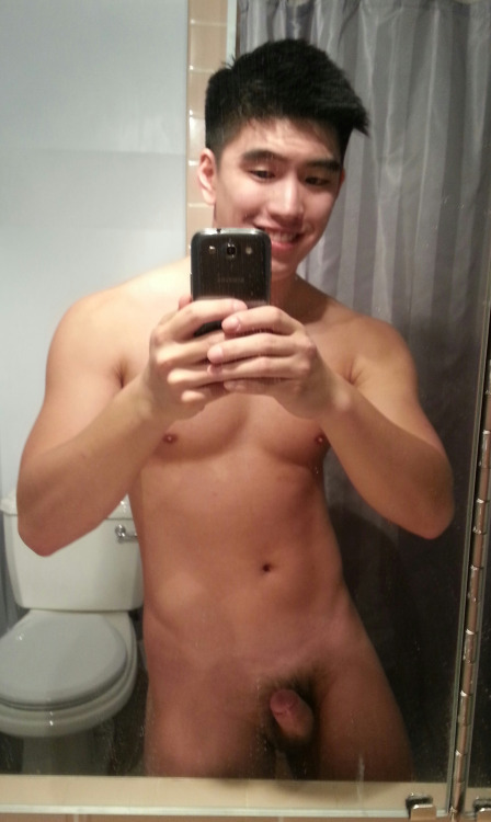 piciliketokeep:  kusoren:    新加坡帥哥Jack Han     HOT