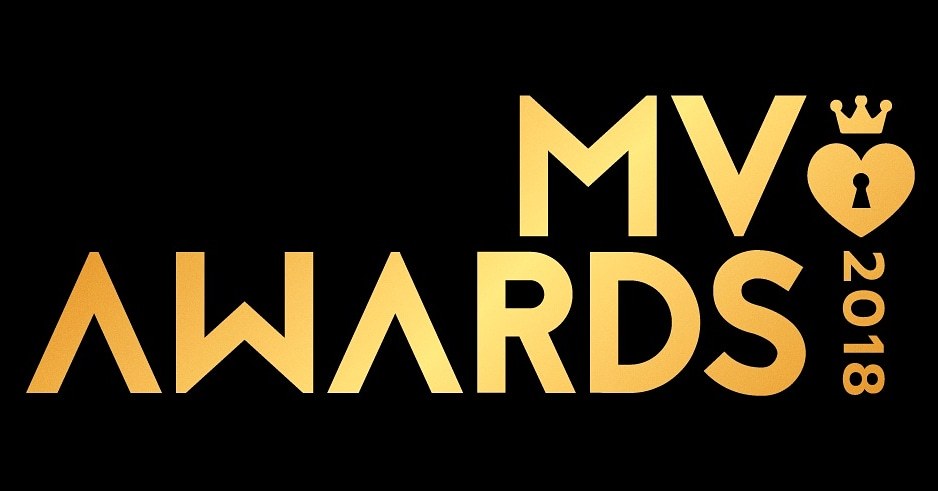 woahashley:  woahashley:  Click here to vote woahashley for bbw of the year.Vote
