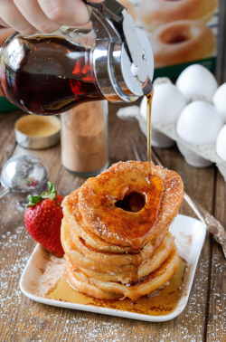 fullcravings:  Doughnut French Toast