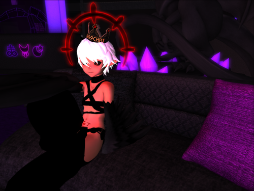 had some fun in SL a week or something ago, made a cute avi, took some nice screenshots u3u