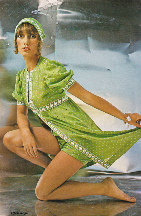 PfennigsElegance Magazine - 1972 Spring Summer