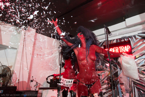 wlodarczyk: Kembra Pfahler’s performance at the new Superchief Gallery NYC / Tender Trap opening party. Happy Halloween!