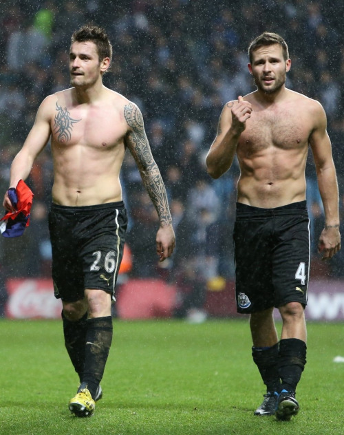 g0alg0ys:     Mathieu Debuchy &amp; Yohan Cabaye. 