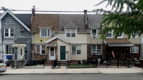 wanderingnewyork: Houses in Bensonhurst, Brooklyn.