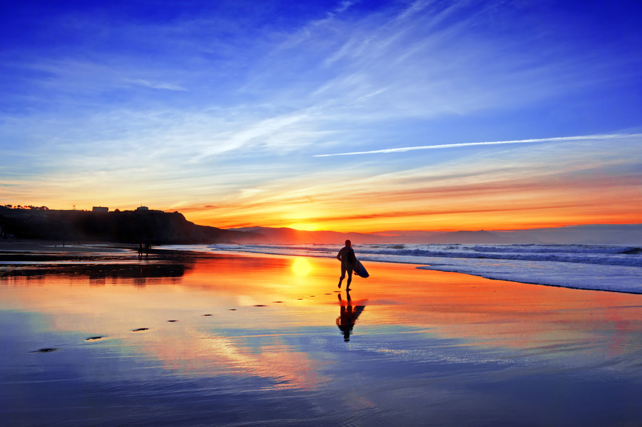 surfer in beach at sunset by mimadeo
found at http://ift.tt/1t60Vft