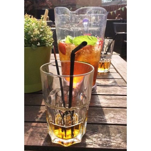 Pimm’s o'clock. #summer #pimms(at The Bishop on the Bridge)