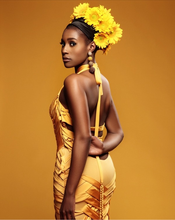 accras:  Issa Rae in  Hannah Magazine, Summer 2017  