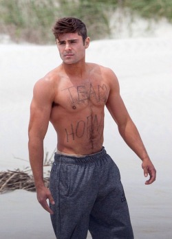 broswithoutclothes:  Zac Efron is hereby forgiven for everything