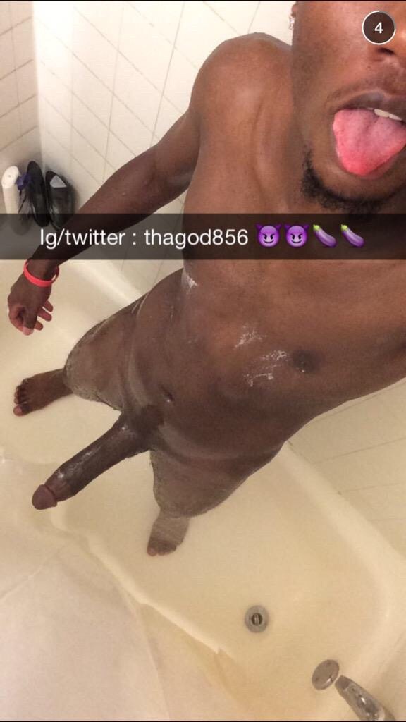 oopsyournudes:  hallofnudes:  😍😍😍  This person literally submitted the exact