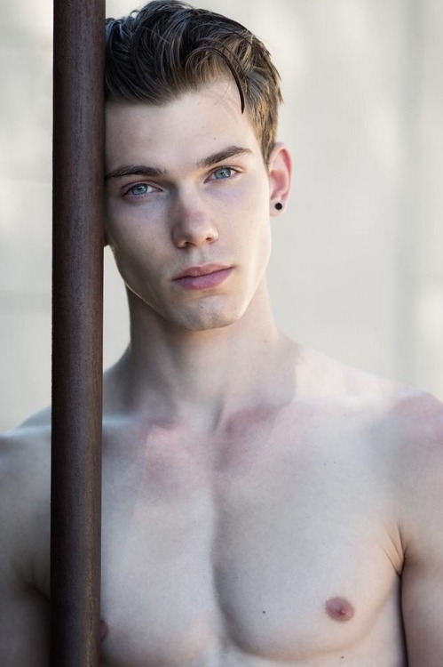 jayxenos: Alex Vellutini http://gayingaround.tumblr.com/follow my instagram: joonasmeyer or _divineb