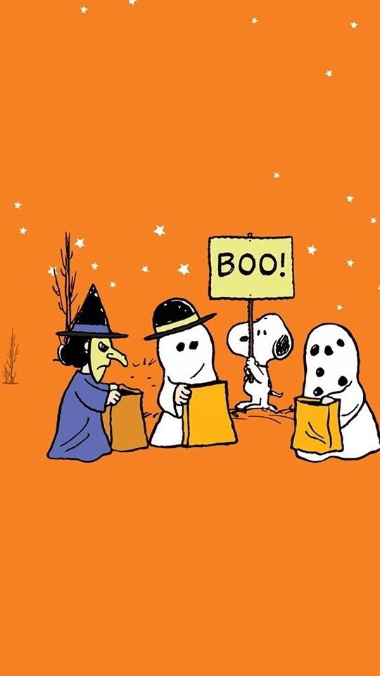 mischief-night:  Charlie Brown Halloween Lockscreens  Send a request 🎃 