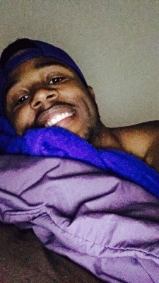 yo-jayisdope:  All I want to do, is to cuddle with you😩