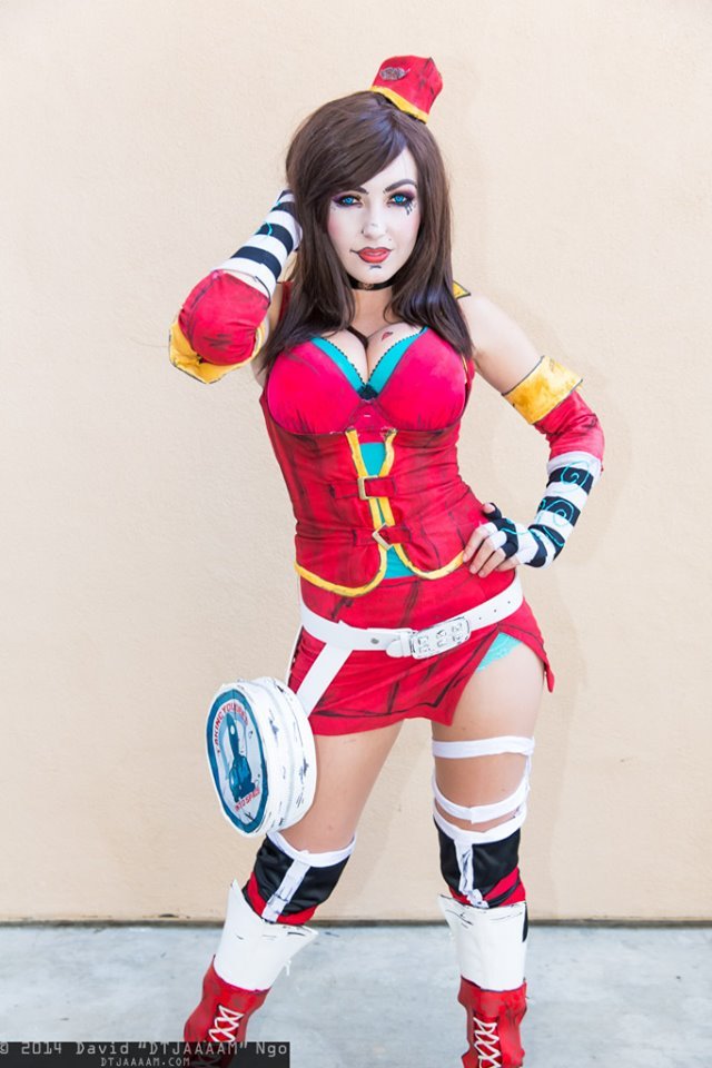 kamikame-cosplay:  Red Mad Moxxi cosplay from Borderlands 2 by Jessica Nigri. Costume