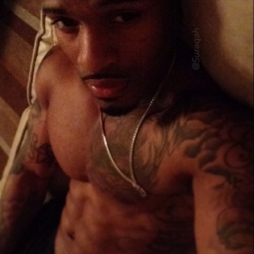dominicanblackboy:  Suraqah fine asf!😍