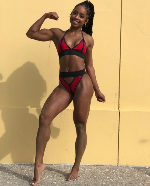 fit-black-superstars:  qimmah-russo:  Qimmah