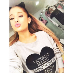 vs-angelwings:  Ariana Grande in her VSFS promo sweater, ready to perform Check VS-ANGELWINGS for all 2014 VSFS updates