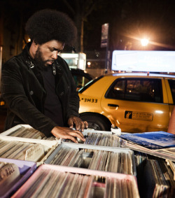 vinylespassion:  The Roots - Undun - Questlove Crates 