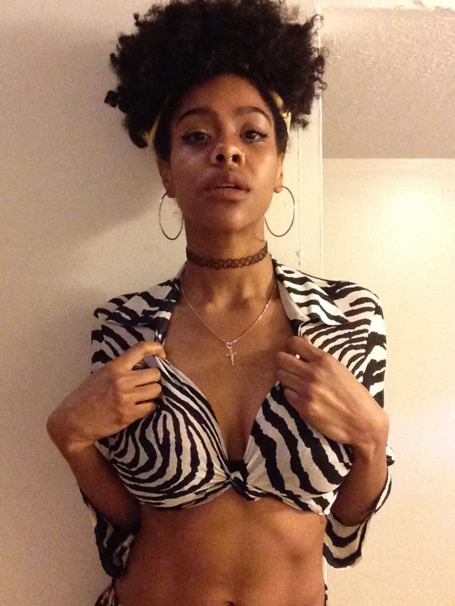 yellowpaz:  When I was younger, I rly hated being skinny. In black culture, thickness