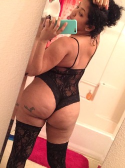 pussyconnoisseur6996:  Nice Redbone 