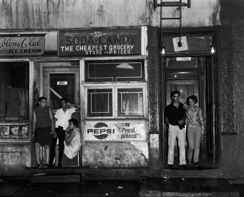 jonasgrossmann:  bruce davidson… east 100th street, spanish harlem, new york 1966 @ magnumphotos   DIRTY OLD NEW YORK