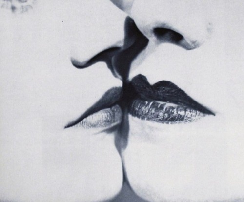 pentauroi: Man Ray - Negative Kiss, 1935