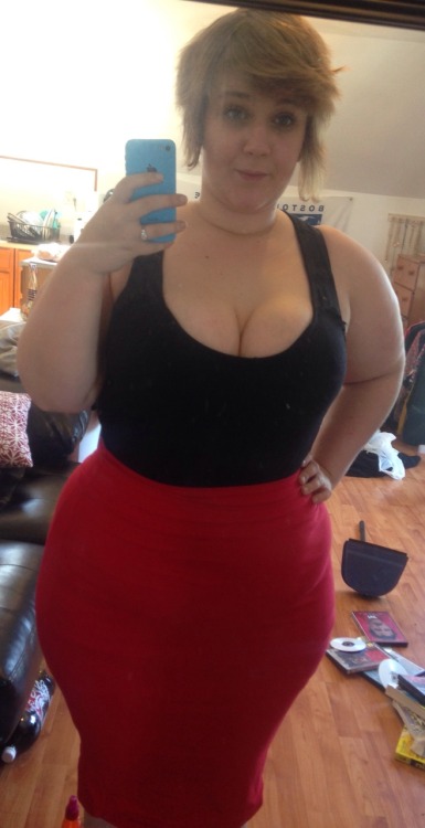 kickassanor:  I’m going to get a new phone today!! Yay!!
