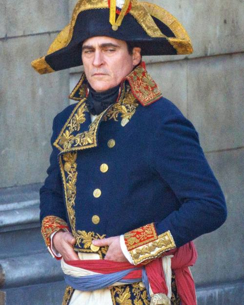 kiki-de-la-petite-flaque:Joaquin Phoenix as Napoleon Bonaparte 