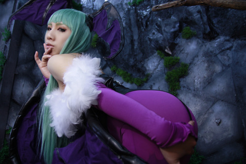 grimphantom2:  gravureheaven:    Non - TAG☆COMMUNICATION    She fits so well as Morrigan =)   < |D’‘‘‘‘