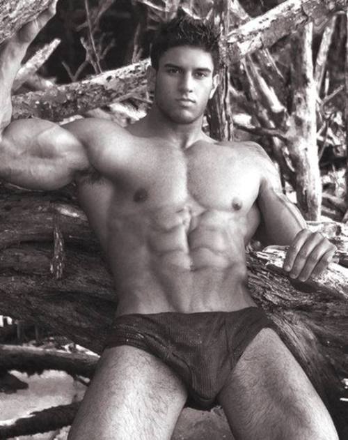 sterling-world:  Sexy! 