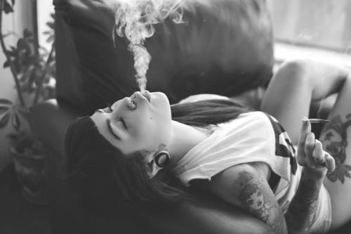 miss-watson-world:  Violetrose Suicide 