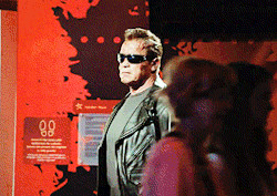 lonewolfed-deactivated20160722: Arnold Pranks Fans as the Terminator…for Charity
