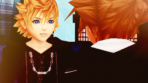 kingdomsaurushearts:  Thinking about Roxas today…I’m an emotional wreck.This scene makes me cry everytime. Look at the way he looks at Sora, just before he shares his memories. Asdgh!