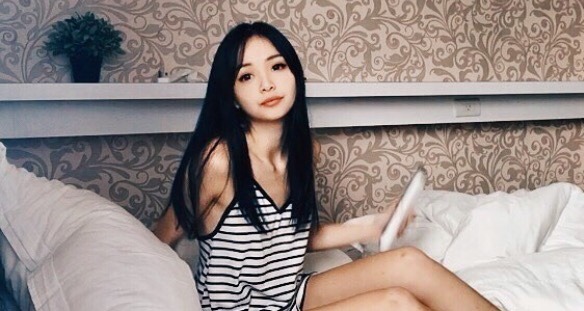 jessicaiswet:  sgchios:  Follow @SGChios in search for the prettiest, hottest, cutest