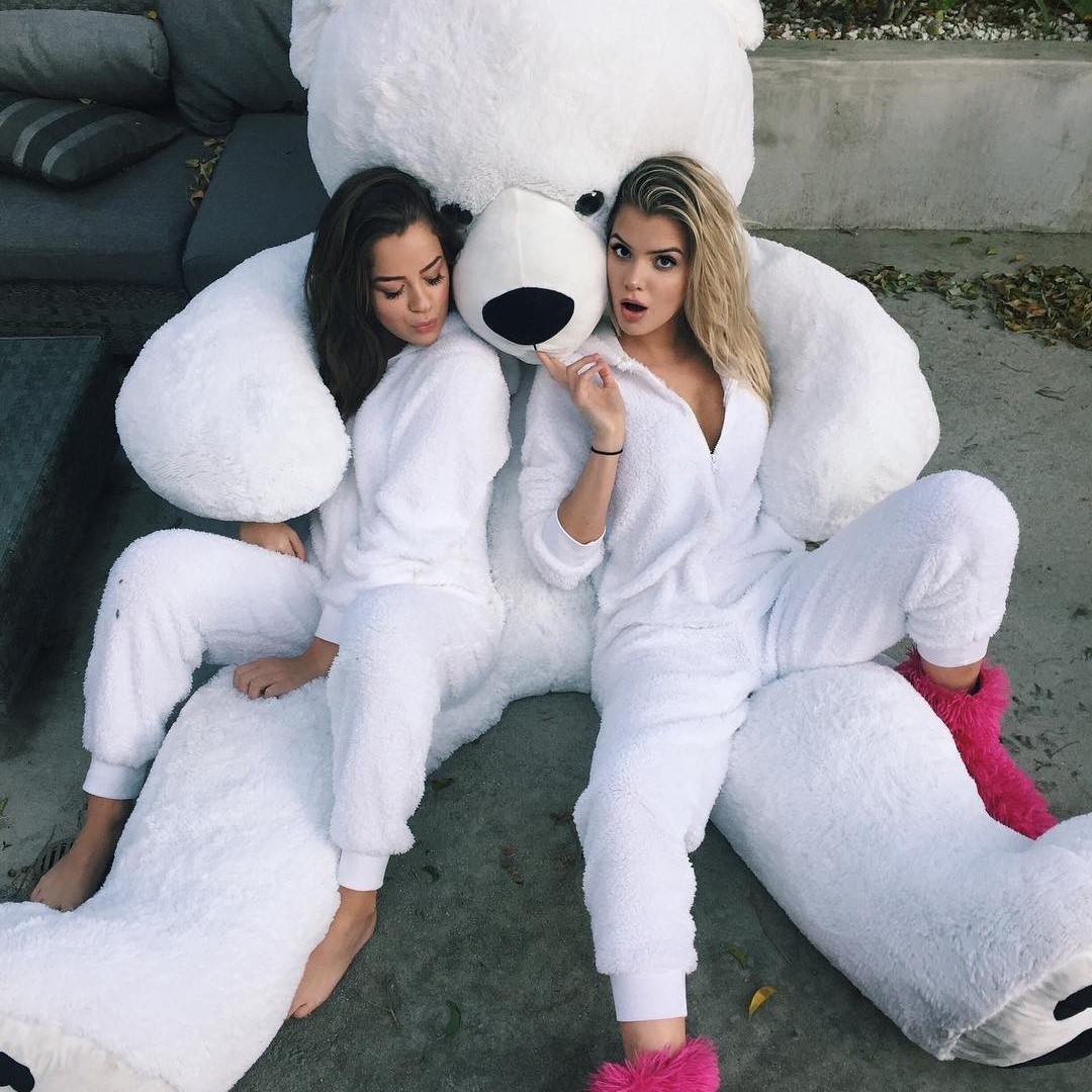14th:  IG: alissaviolet