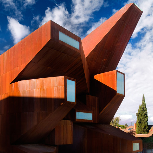 Pre-rusted steel church by Vicens &amp; Ramos.