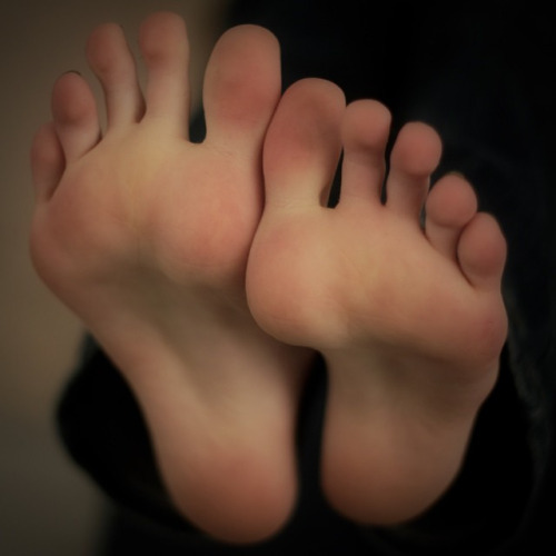 feet4florian:Stephanies feet are still the best. :-*