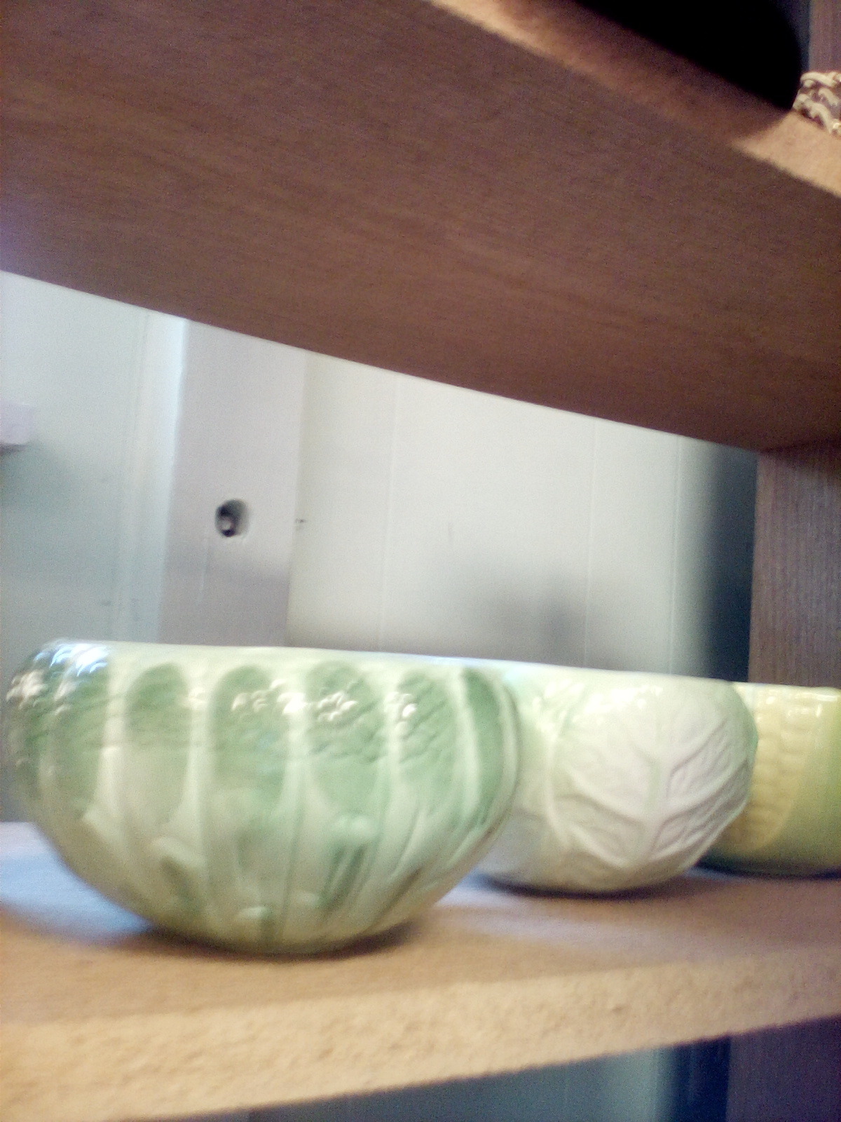 shiftythrifting:Vegetable themed soup mugs found at the Salcha Senior Center, Alaska