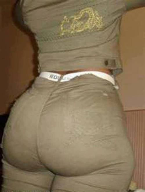 alliwantisbuttandbooty:  Follow!!! One and only alliwantisbuttandbooty.tumblr.com/