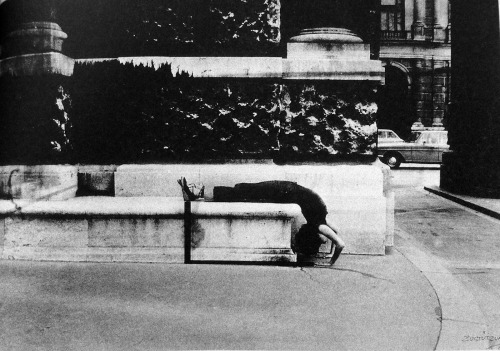 urbain:  Valie Export, “Körperkonfigurationen”, 1972-76 