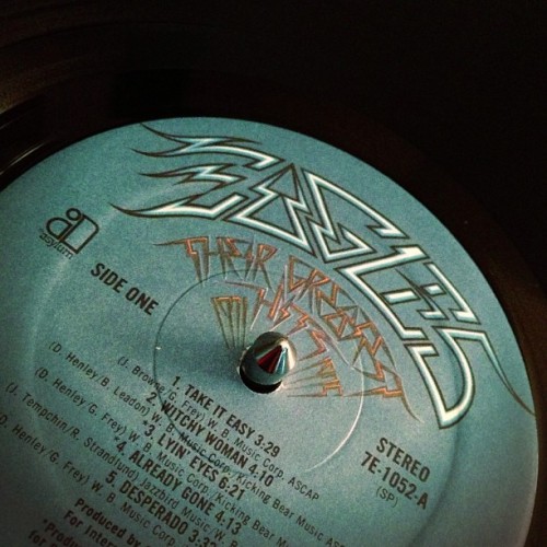 vinylhunt:  “Their Greatest Hits 1971-1975” || Eagles || Asylum 6E-105, 1976 #vinyl #record #nowplaying #nowspinning #onmyturntable #vinyligclub #vinylhunt #eagles 