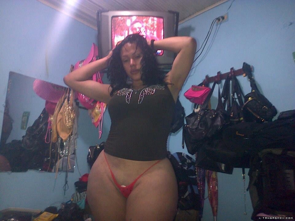 pearhub:  More like this: #thick #thong #wide hips #latina #pear shaped