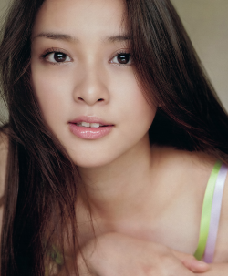 Emi Takei 武井咲