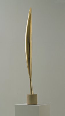 moma:  Why was Brancusi’s Bird in Space at the center of a 1926 legal battle?  [Constantin Brancusi. Bird in Space. 1928.] 